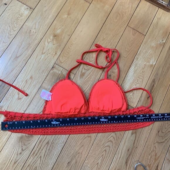 Xhilaration Halter sz MED Crochet Triangle Bikini Top Orange - Picture 7 of 7